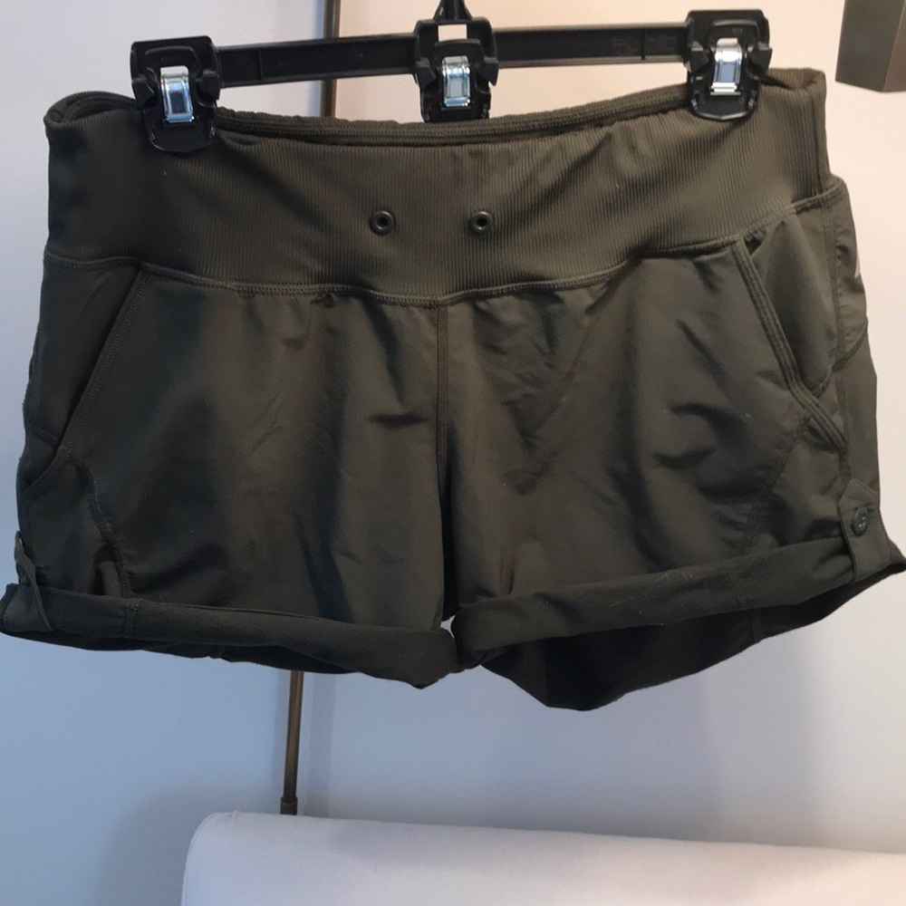 Nordstrom’s Zella khaki  shorts medium